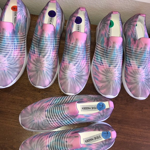 Steve Madden  Sneakers - Picture 7 of 9